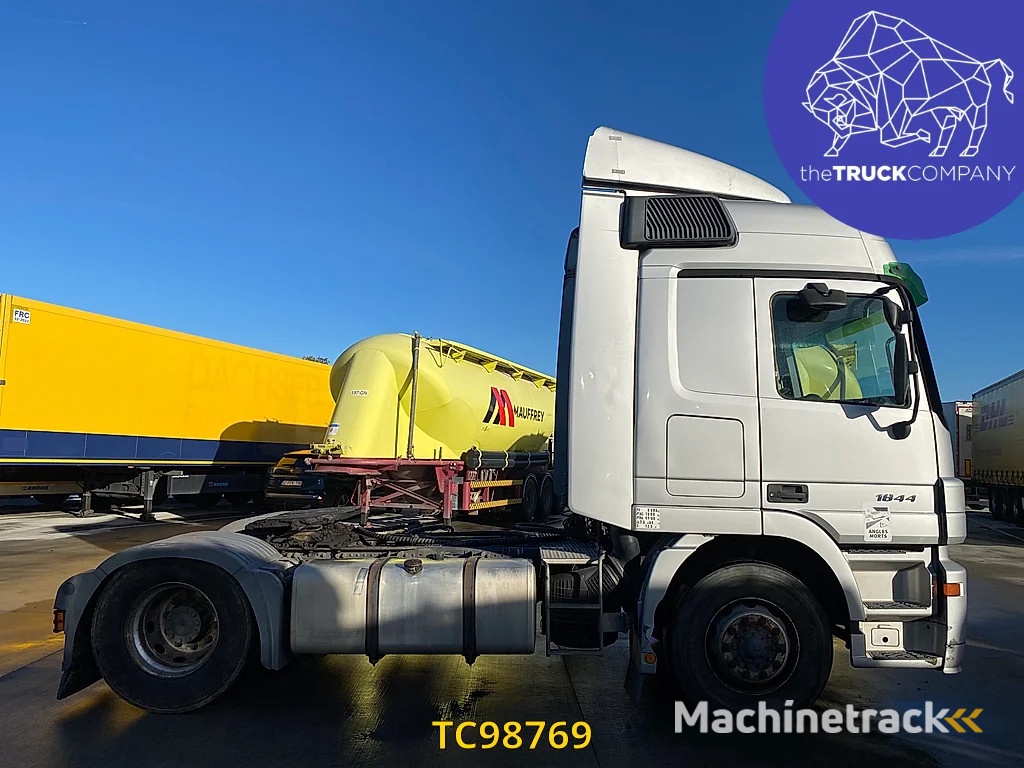 Mercedes-Benz Actros 1844