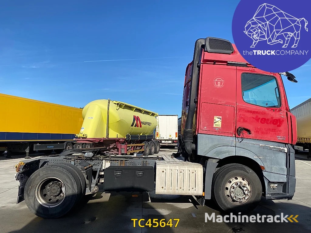 Mercedes-Benz Actros 1843