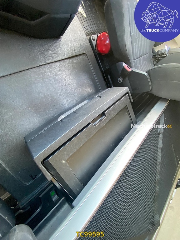 Mercedes-Benz Actros 1843