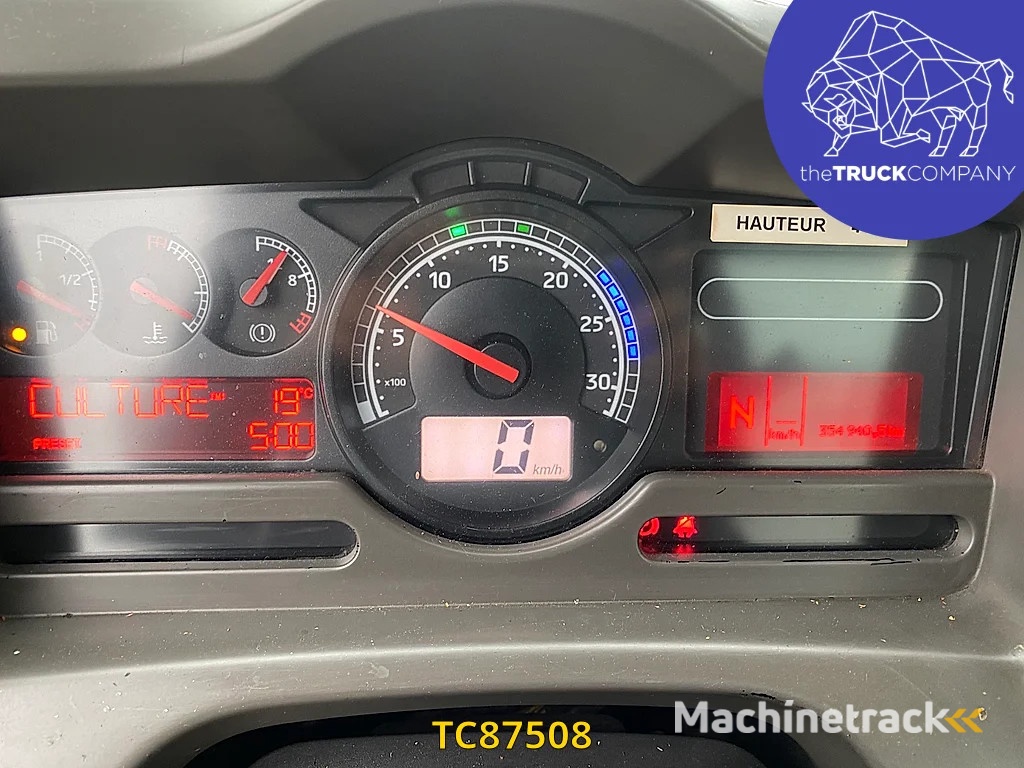Renault Premium 320