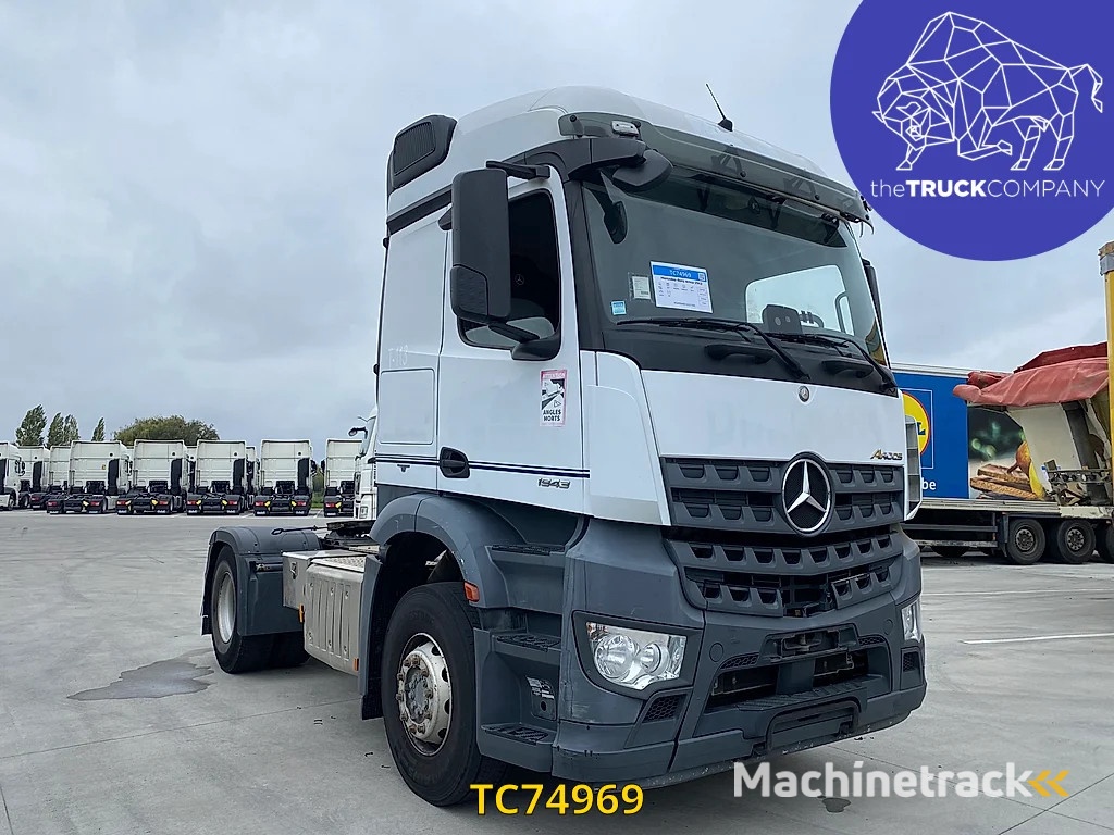 Mercedes-Benz Arocs 1943