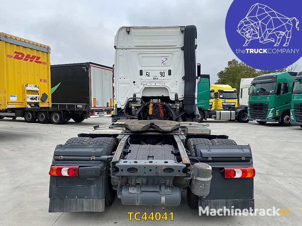 Mercedes-Benz Arocs 1943