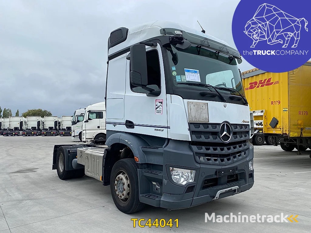 Mercedes-Benz Arocs 1943