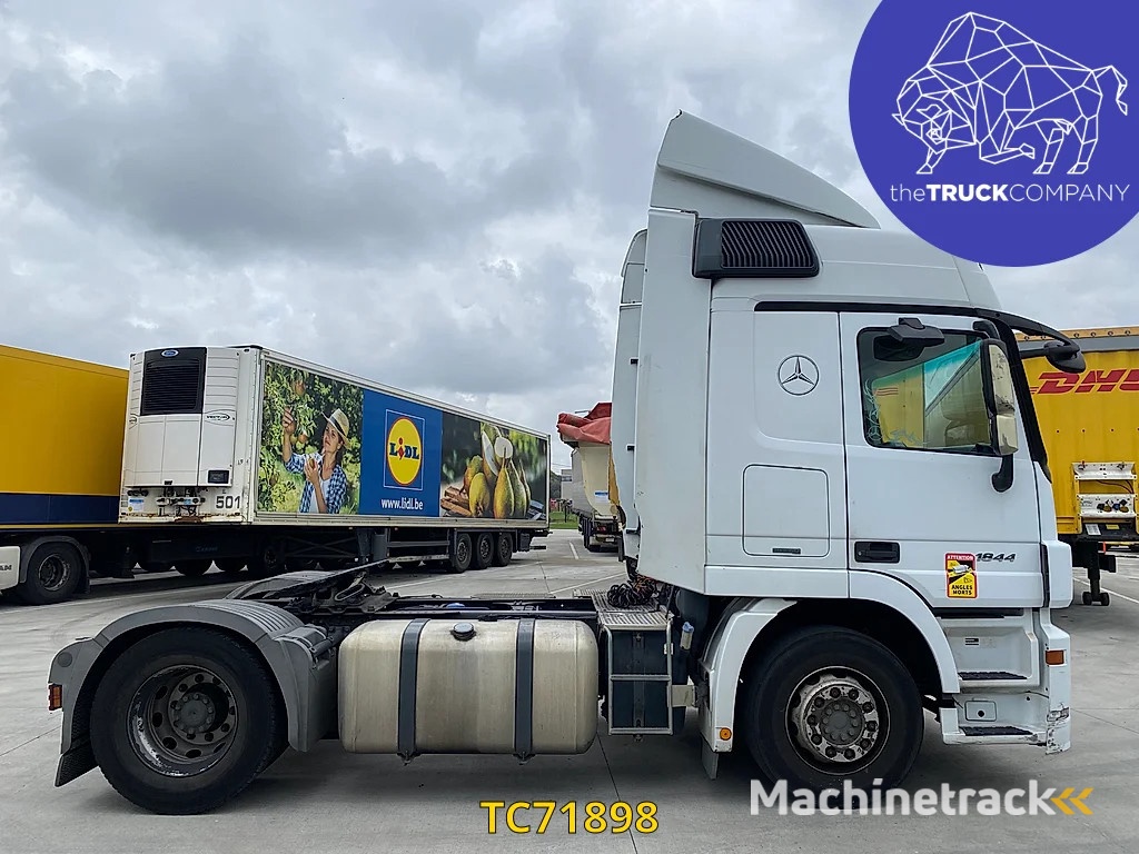 Mercedes-Benz Actros 1844