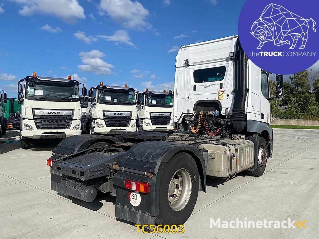 Mercedes-Benz Actros 1943