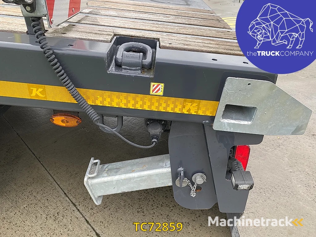 Kässbohrer SPA M Flatbed