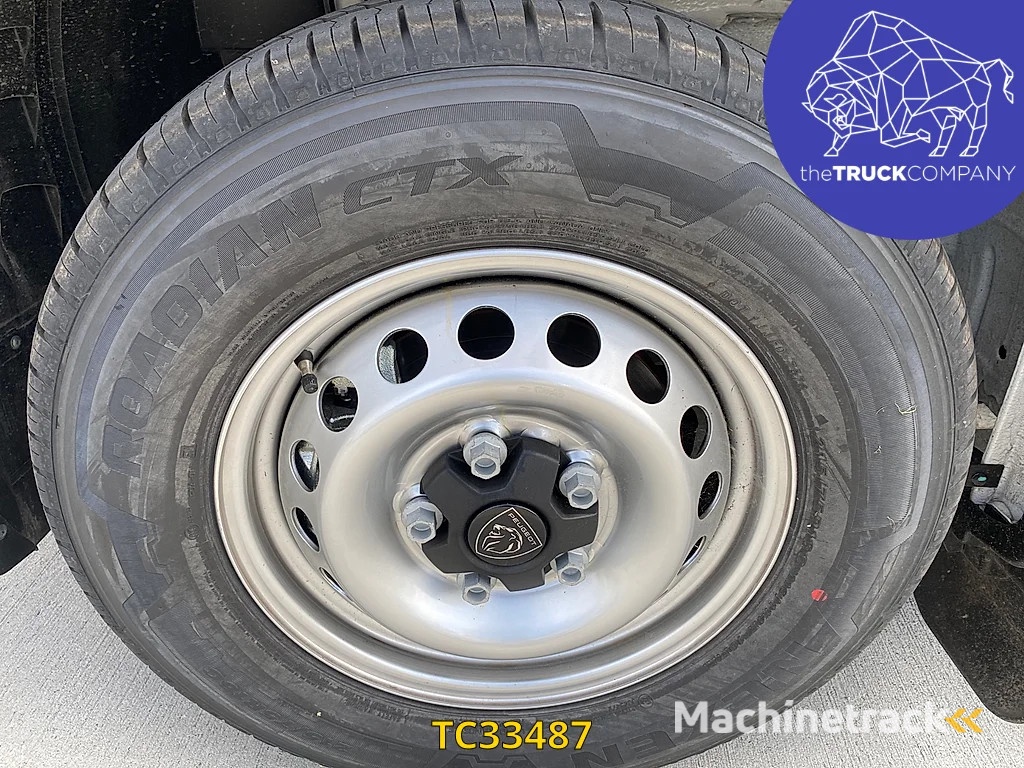 Peugeot Boxer OPEN LAADBAK 7 ZIT