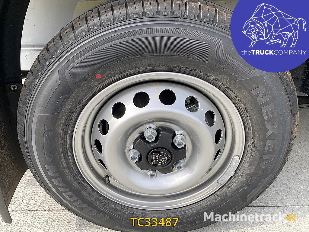 Peugeot Boxer OPEN LAADBAK 7 ZIT