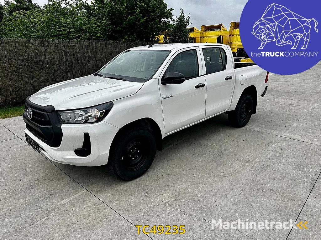 Toyota Hilux 2.4D. DOUBLE CAB - MANUAL - AIRCO