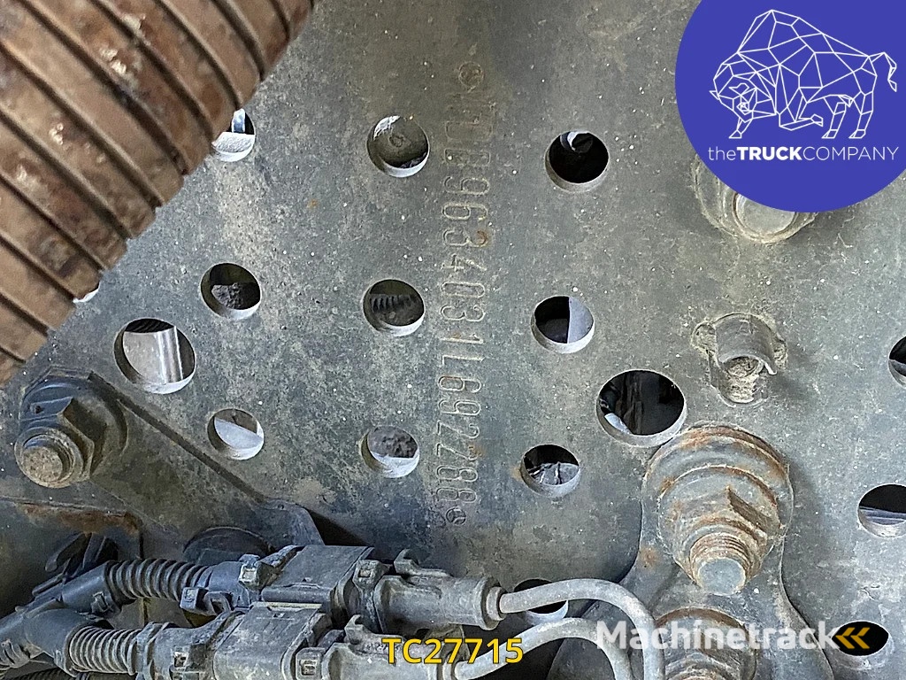 Mercedes-Benz Actros 1942