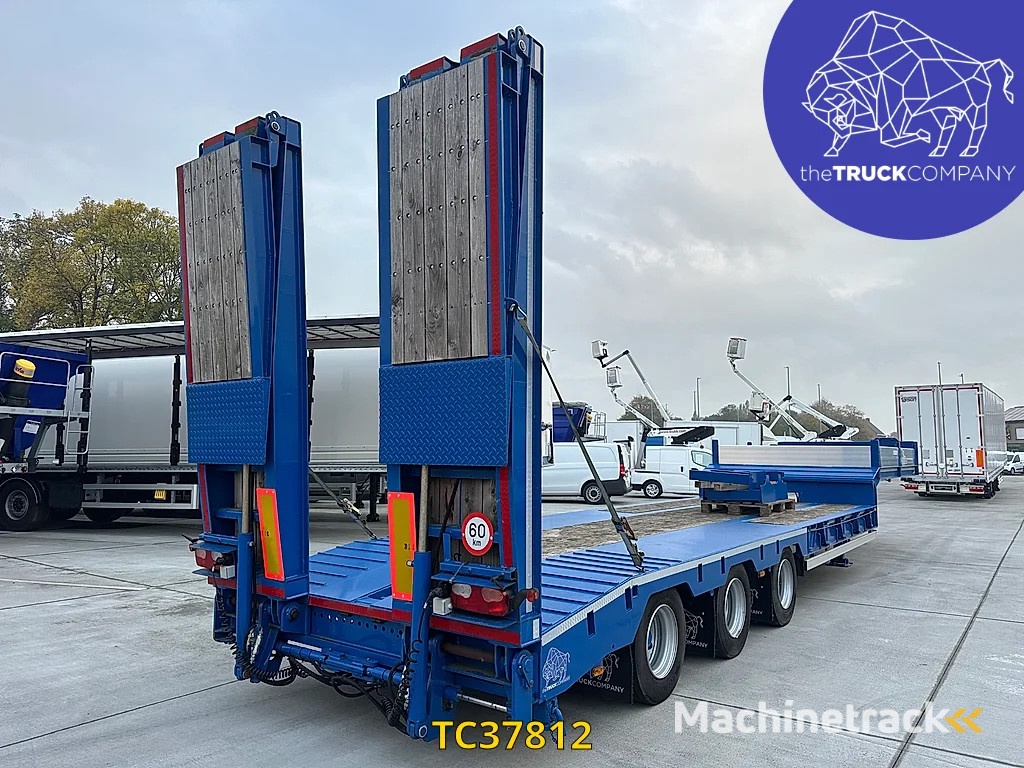 Hoet Trailers