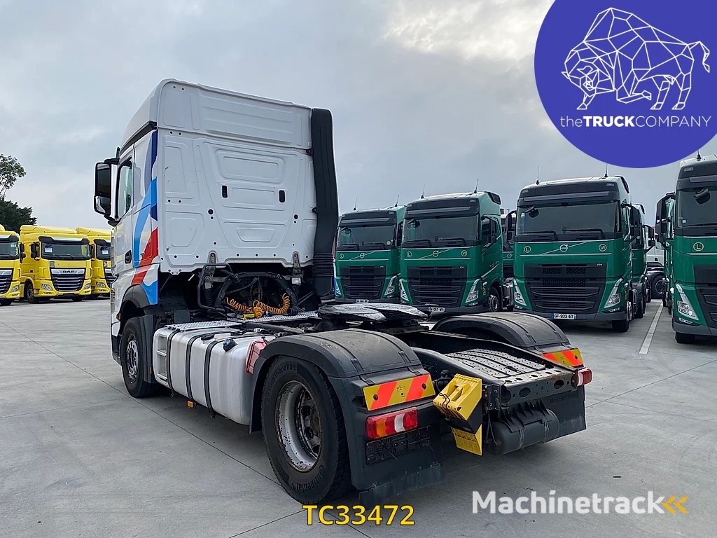 Mercedes-Benz Actros 1945