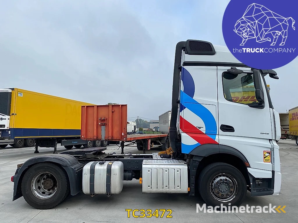 Mercedes-Benz Actros 1945