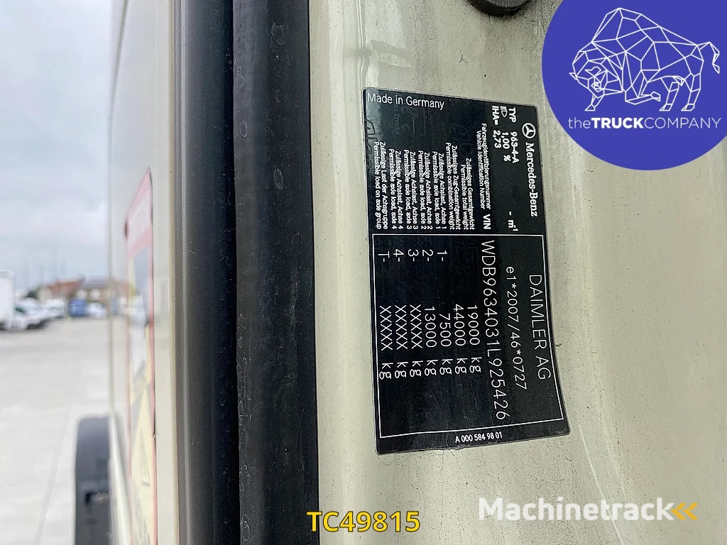 Mercedes-Benz Actros 1843