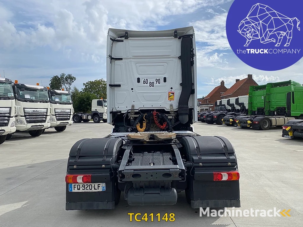 Mercedes-Benz Actros 1845