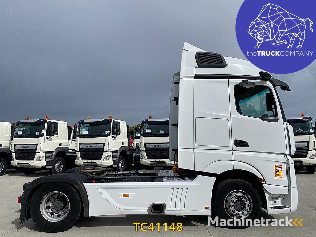 Mercedes-Benz Actros 1845