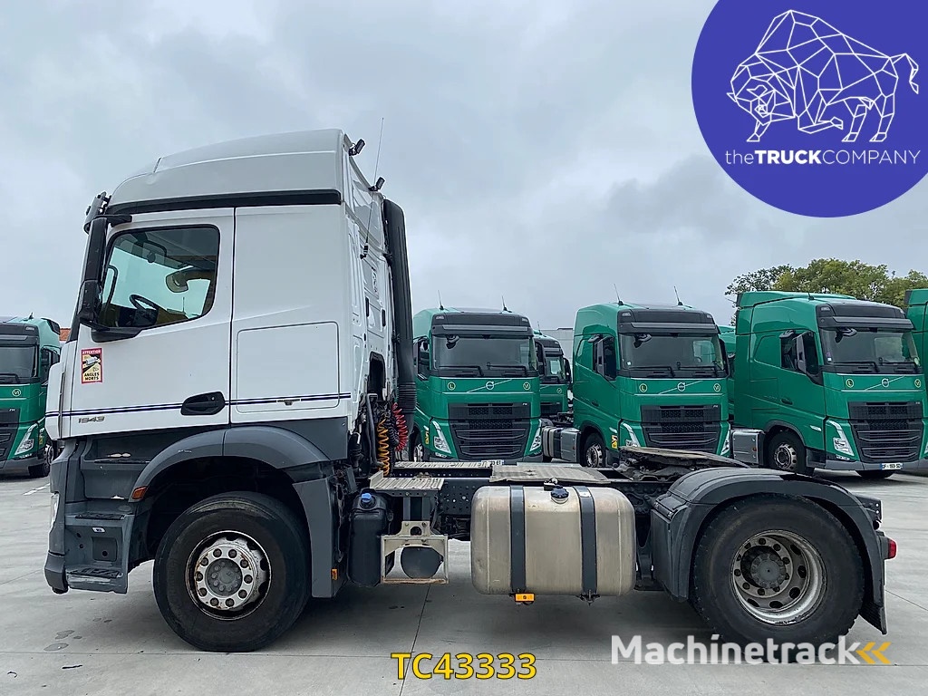 Mercedes-Benz Arocs 1943