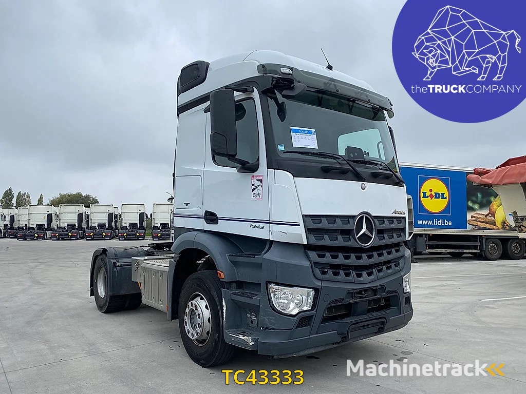 Mercedes-Benz Arocs 1943