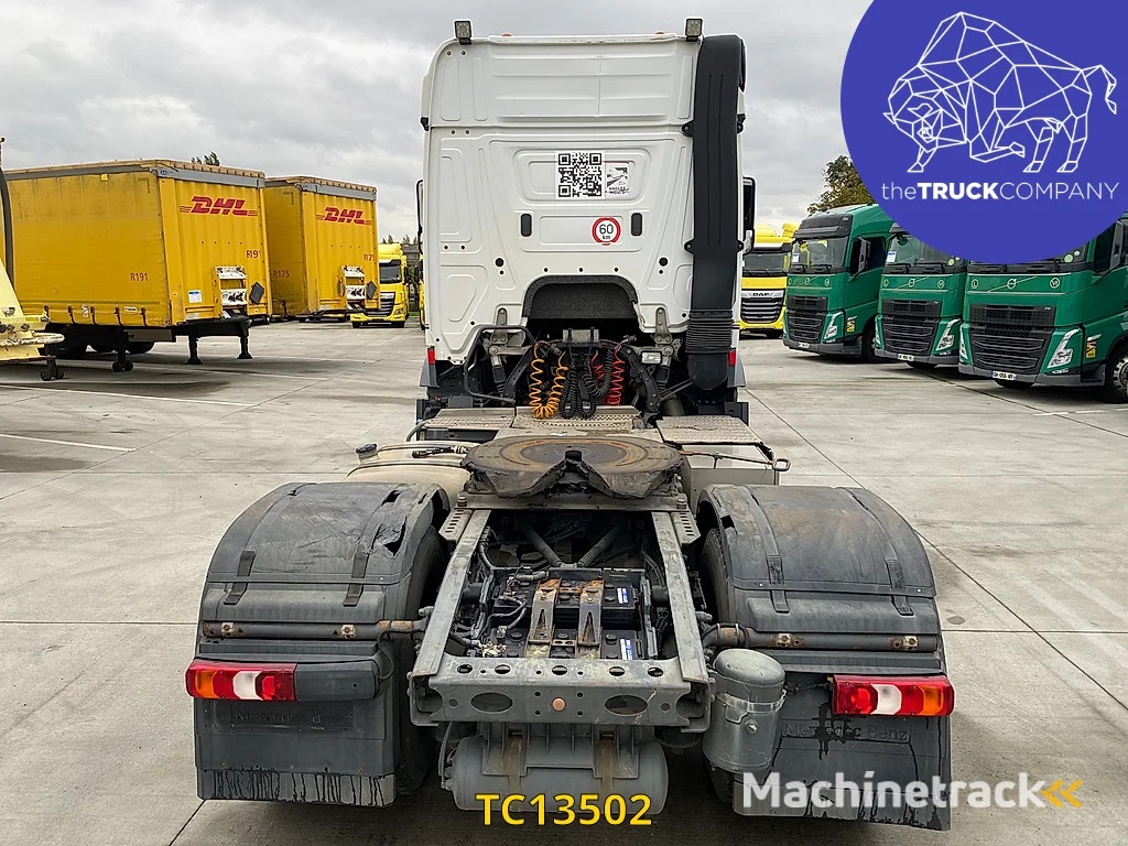 Mercedes-Benz Arocs 1943