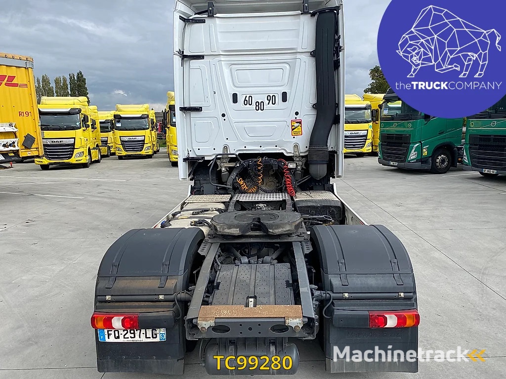 Mercedes-Benz Actros 1845