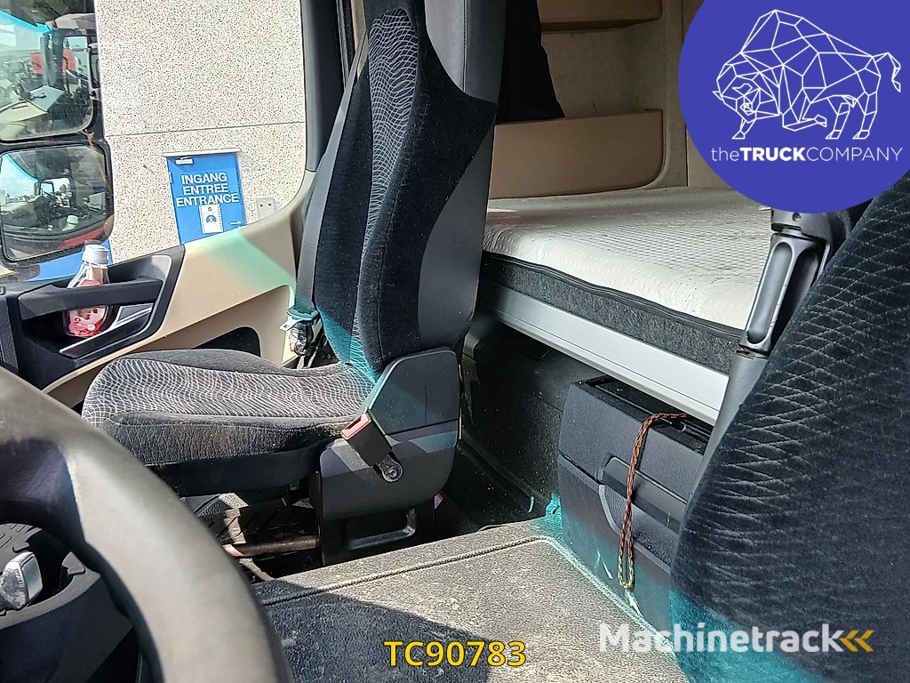 Mercedes-Benz Actros 1842