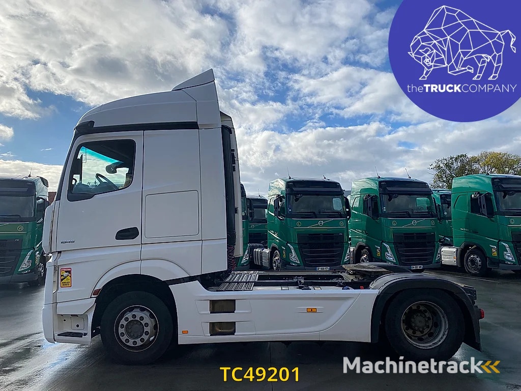 Mercedes-Benz Actros 1845