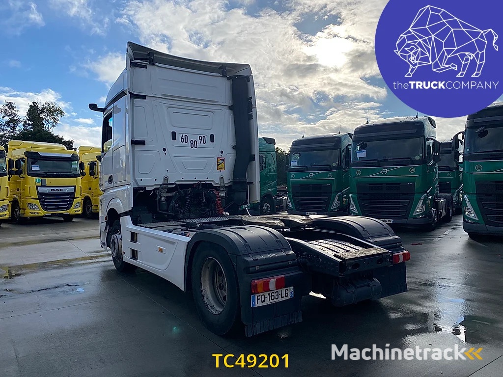 Mercedes-Benz Actros 1845