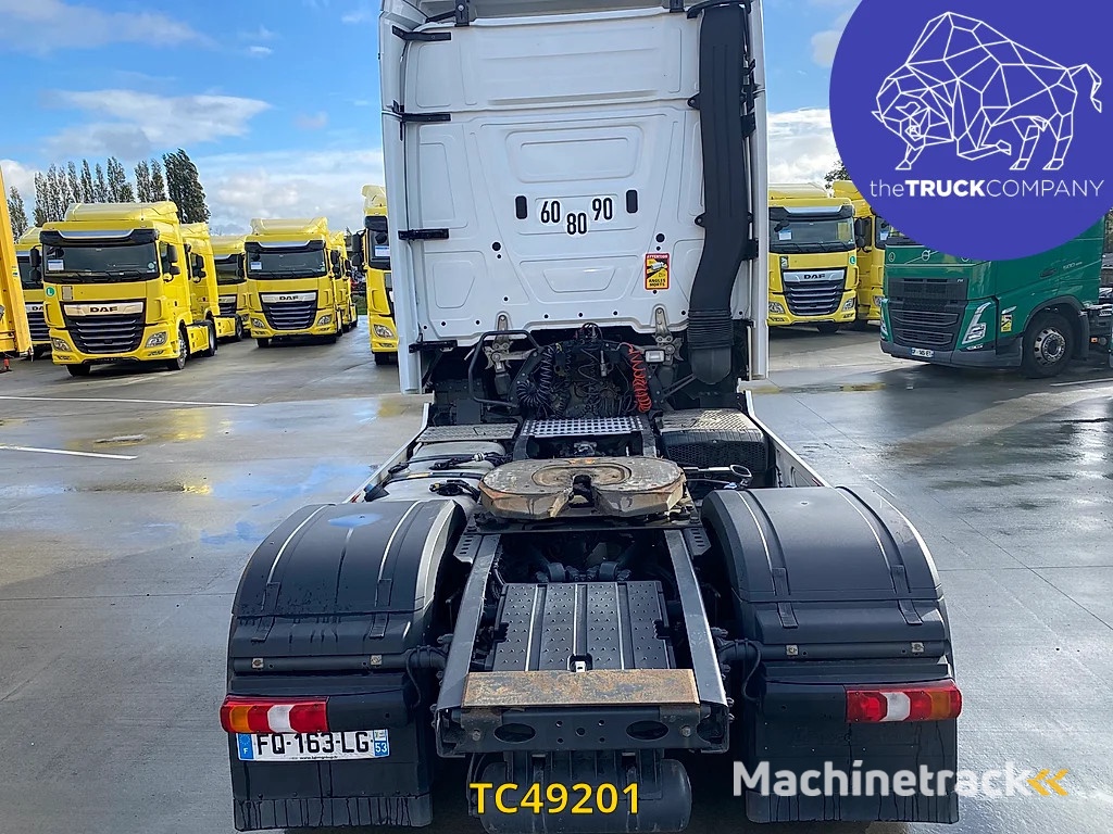 Mercedes-Benz Actros 1845