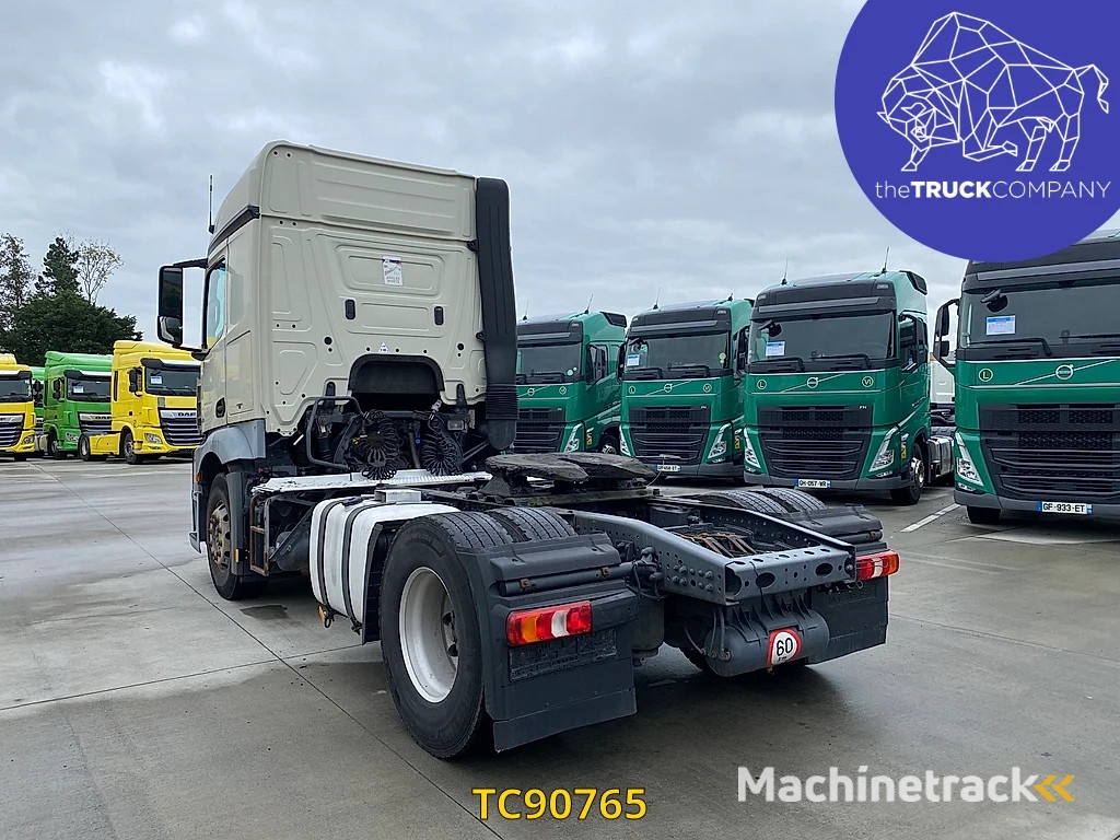 Mercedes-Benz Actros 1843