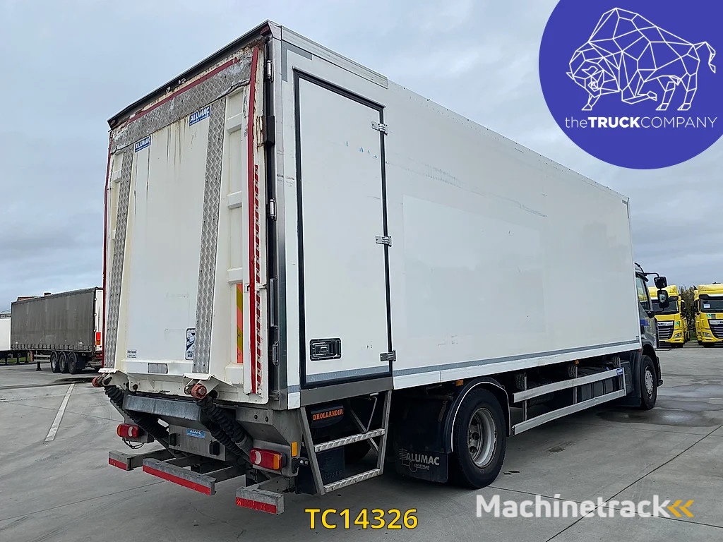 Renault Premium 320