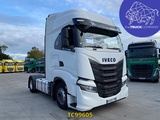 Minituur van Iveco S-WAY 480