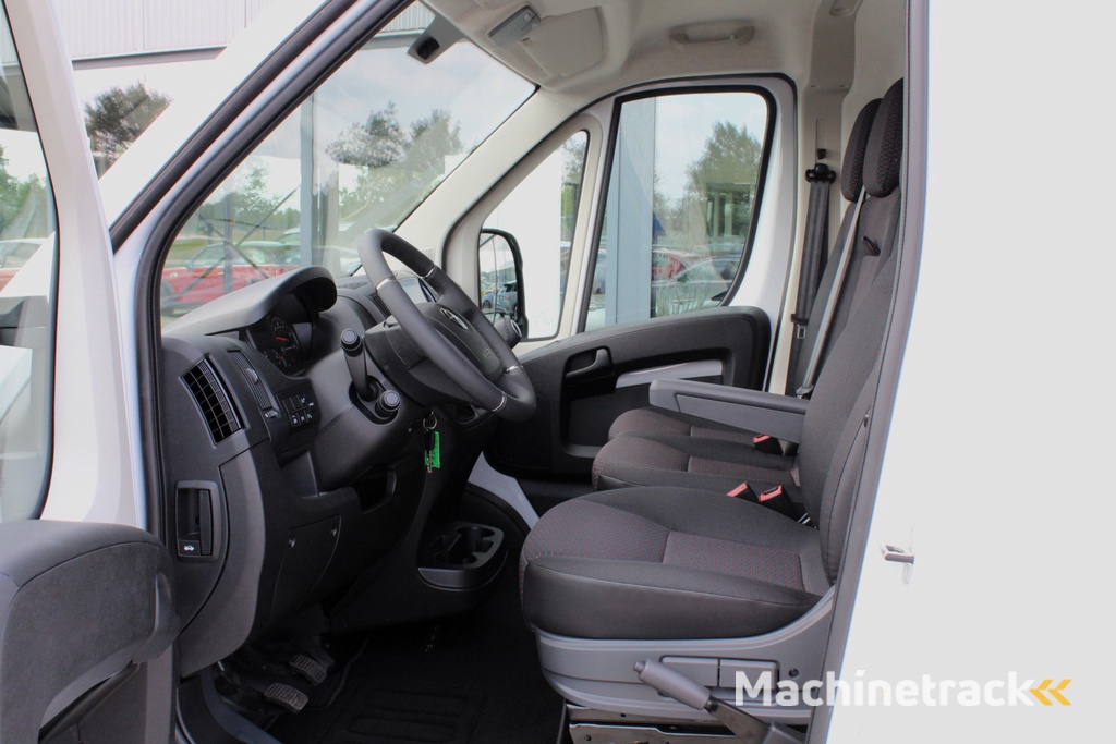 Opel Movano 2.2D 140pk L3H2 3.5t NAVI CLIMA NIEUWE AUTO!