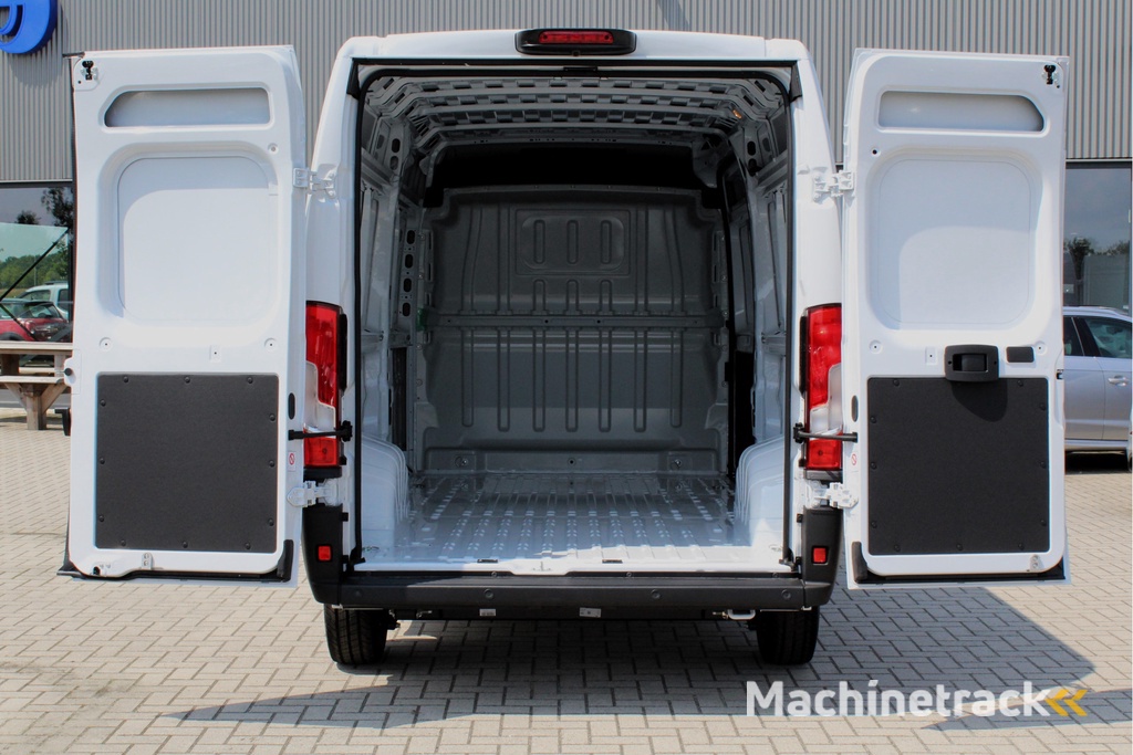 Opel Movano 2.2D 140pk L3H2 3.5t NAVI CLIMA NIEUWE AUTO!