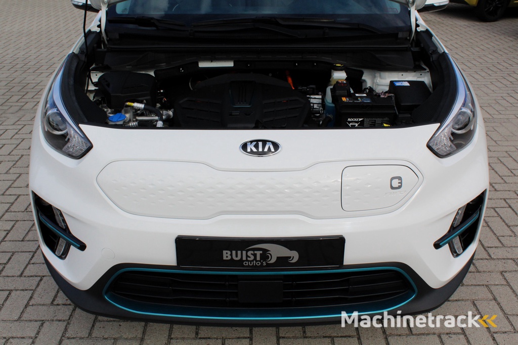 Kia e-Niro DynamicLine 64 kWh 3 FASE AD. CRUISE CARPLAY VOORVERWARMING