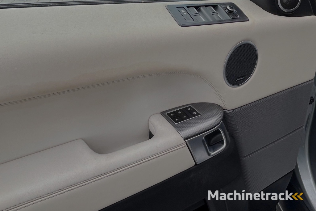 Land Rover Range Rover Sport 4.4 SDV8 Autobiography Dynamic 21" PANO REAR SEAT ENTERTAINMENT