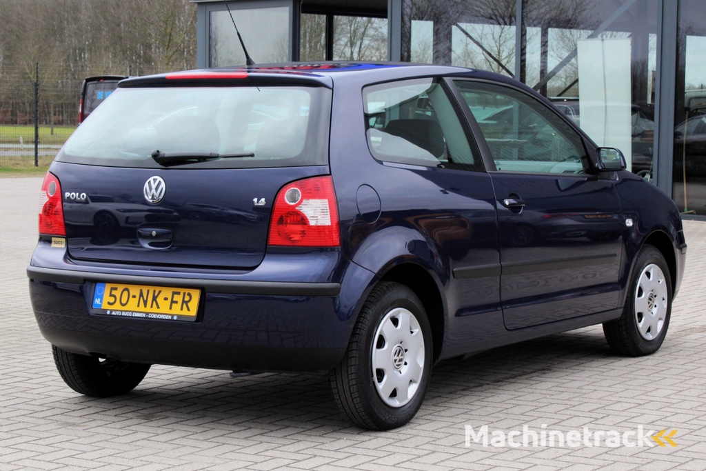 Volkswagen Polo 1.4-16V Comfortline 370km! NL-auto! 1e eig.! NIEUWE AUTO!