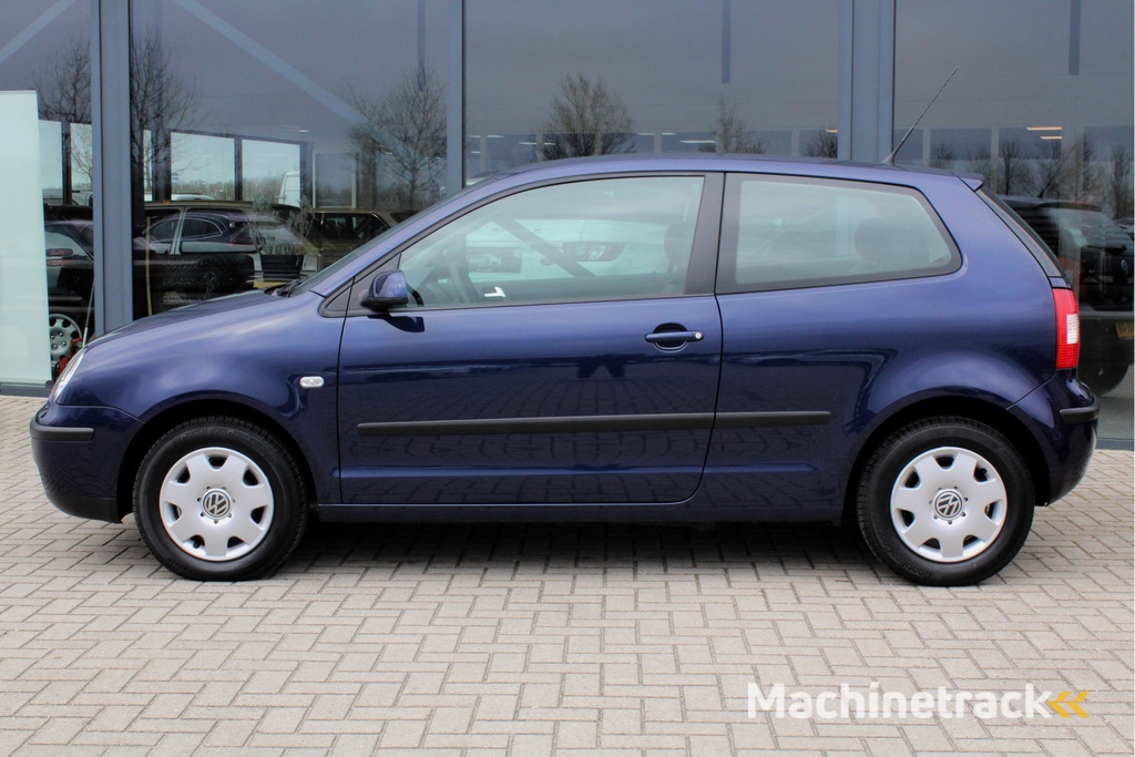 Volkswagen Polo 1.4-16V Comfortline 370km! NL-auto! 1e eig.! NIEUWE AUTO!