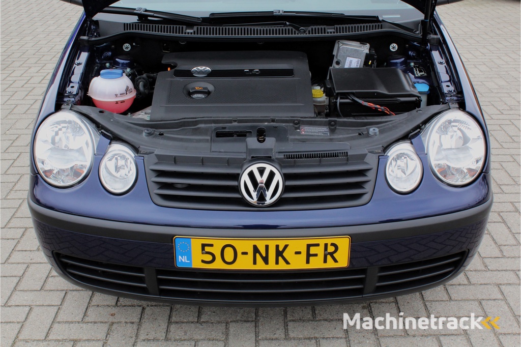 Volkswagen Polo 1.4-16V Comfortline 370km! NL-auto! 1e eig.! NIEUWE AUTO!