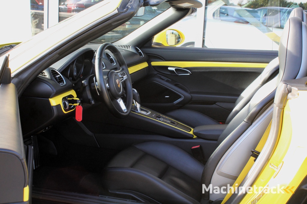 Porsche 718 Boxster S 2.5 RACING YELLOW! SPORT CHRONO 20" PDLS