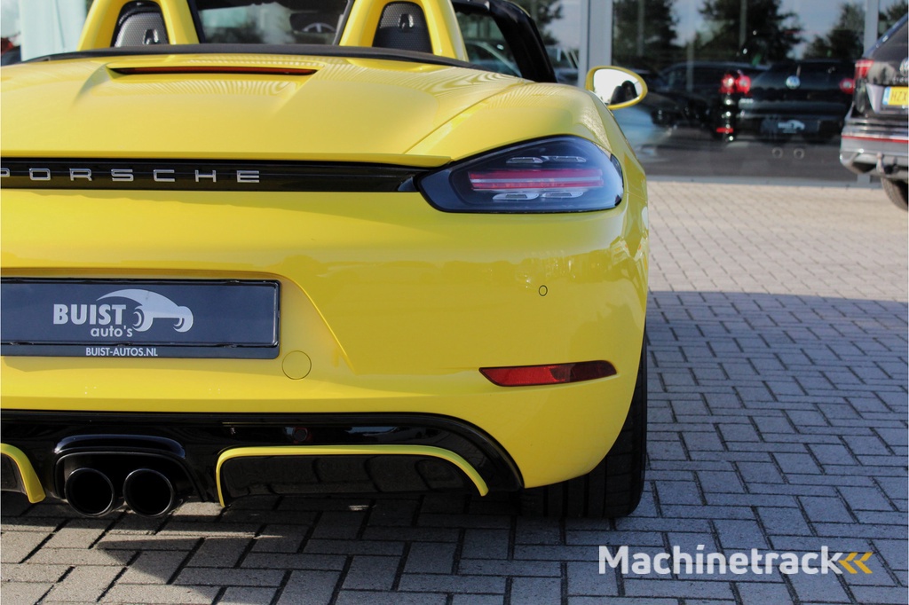 Porsche 718 Boxster S 2.5 RACING YELLOW! SPORT CHRONO 20" PDLS