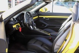 Minituur van Porsche 718 Boxster S 2.5 RACING YELLOW! SPORT CHRONO 20" PDLS