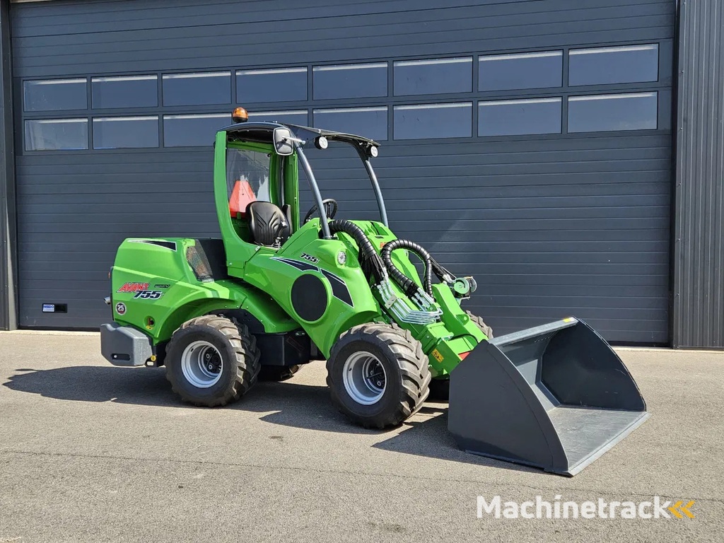 Avant 755i TDL+ Mini-shovel