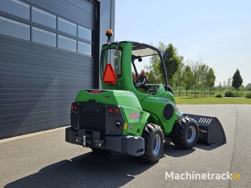 Avant 755i TDL+ Mini-shovel