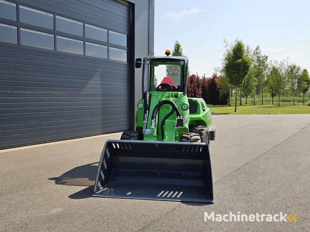 Avant 755i TDL+ Mini-shovel