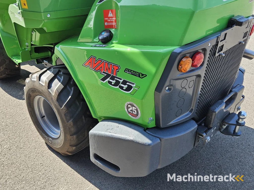 Avant 755i TDL+ Mini-shovel