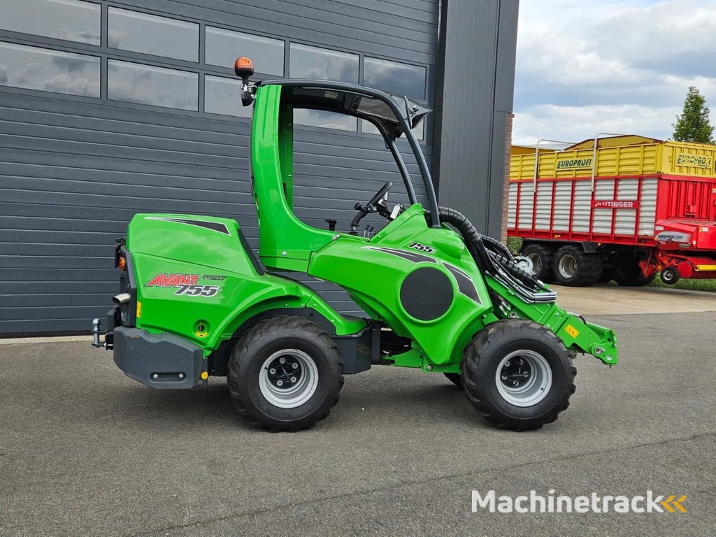 Avant 755i TDL+ mini-shovel