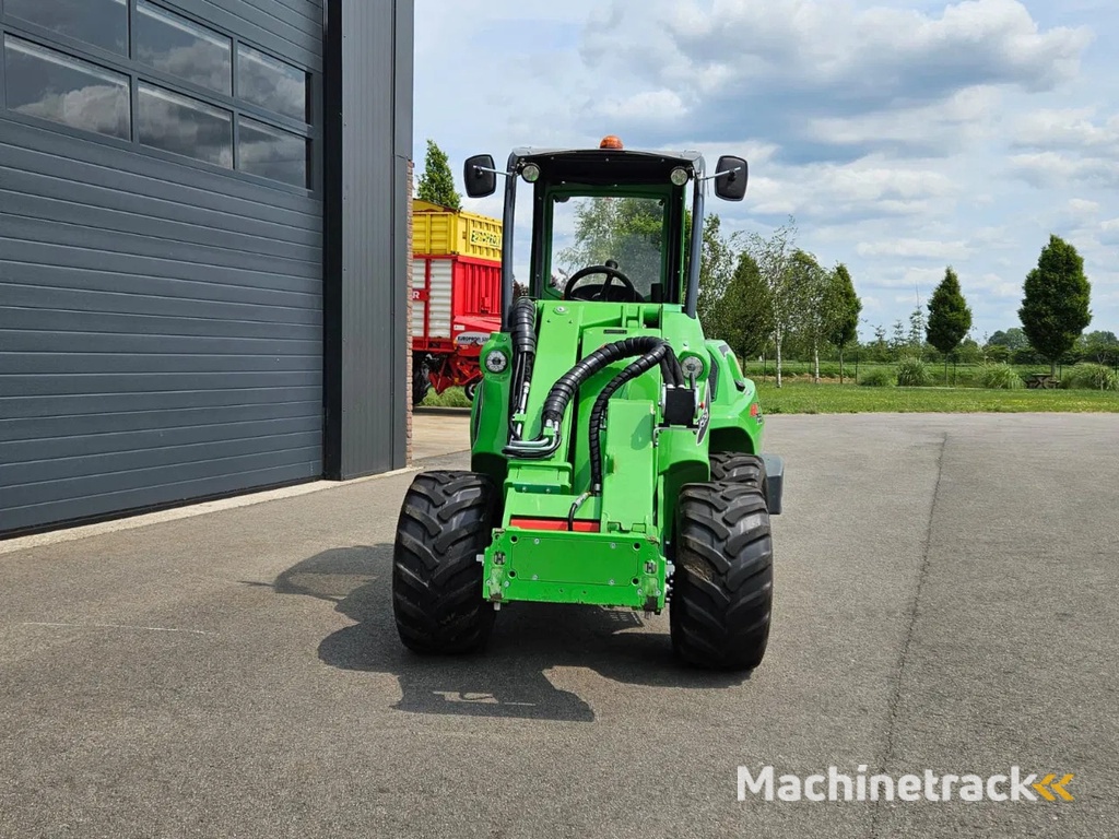 Avant 755i TDL+ mini-shovel