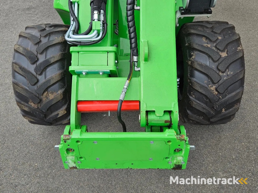 Avant 755i TDL+ mini-shovel