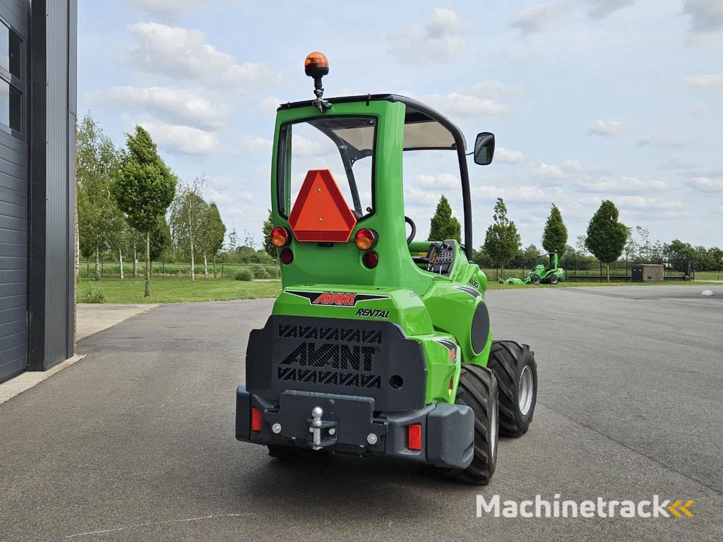 Avant 635i Rental mini-shovel