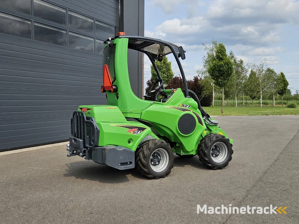 Avant E527 TDL+ mini-shovel